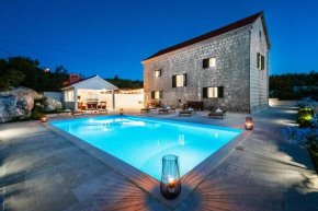 Villa Sion peaceful villa with private pool and stunning mountain view
